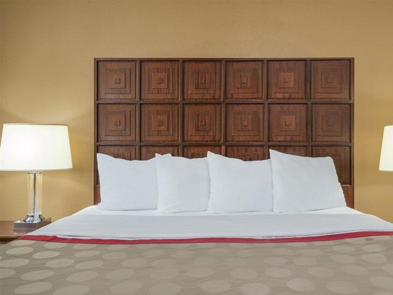 Ramada By Wyndham Columbus North Hotell Westerville Exteriör bild