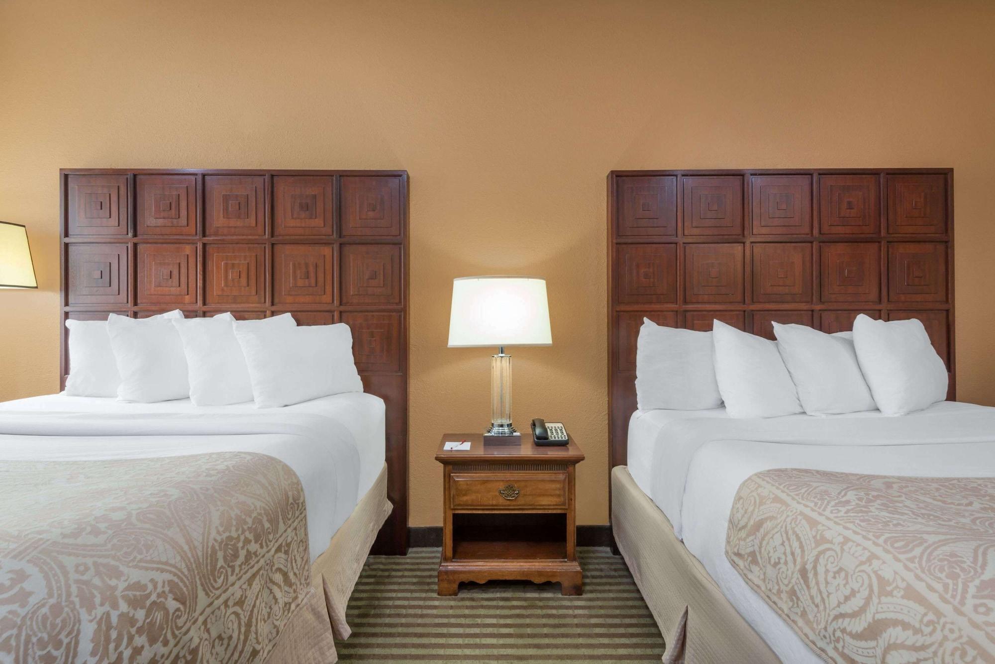 Ramada By Wyndham Columbus North Hotell Westerville Exteriör bild