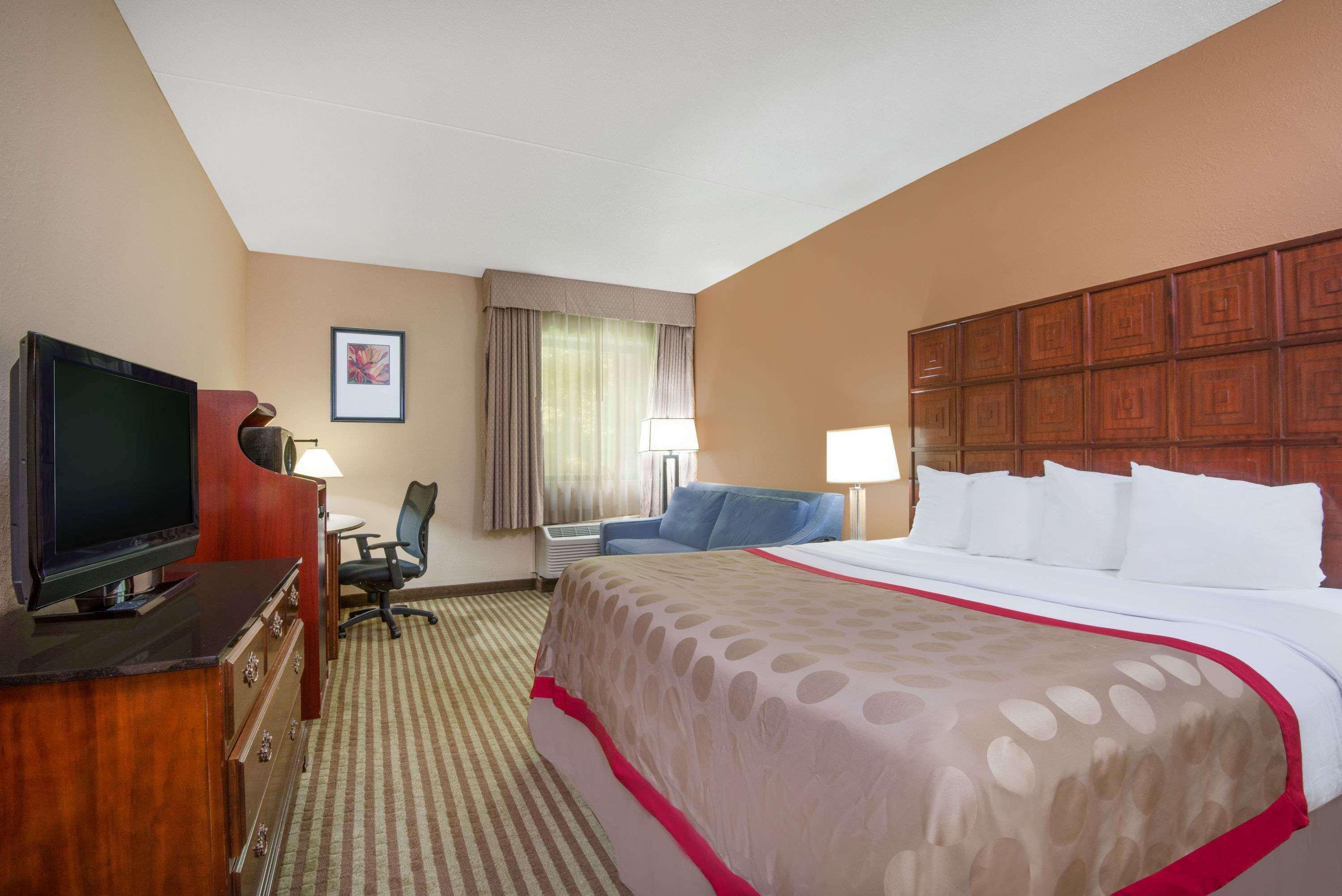 Ramada By Wyndham Columbus North Hotell Westerville Exteriör bild