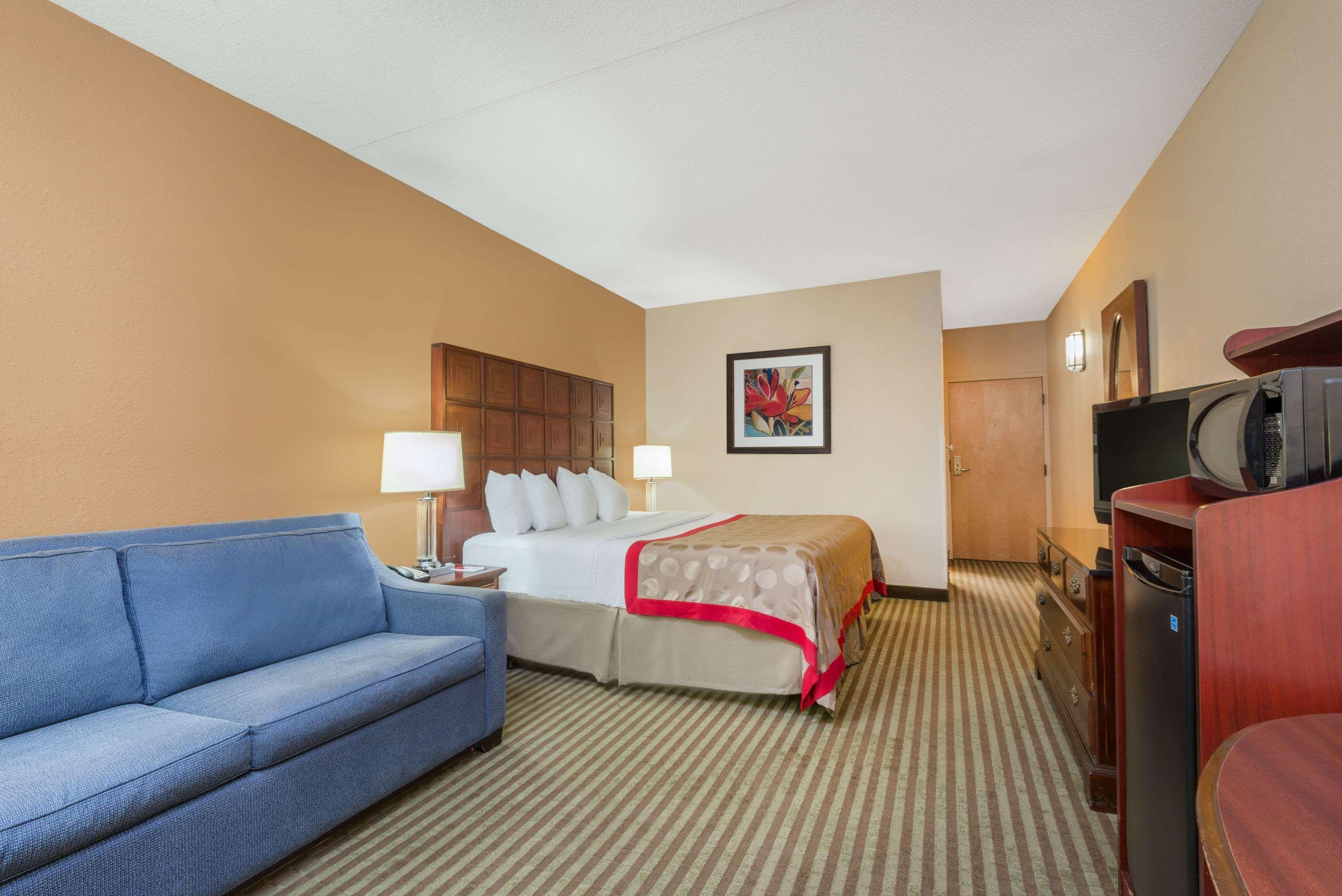 Ramada By Wyndham Columbus North Hotell Westerville Exteriör bild