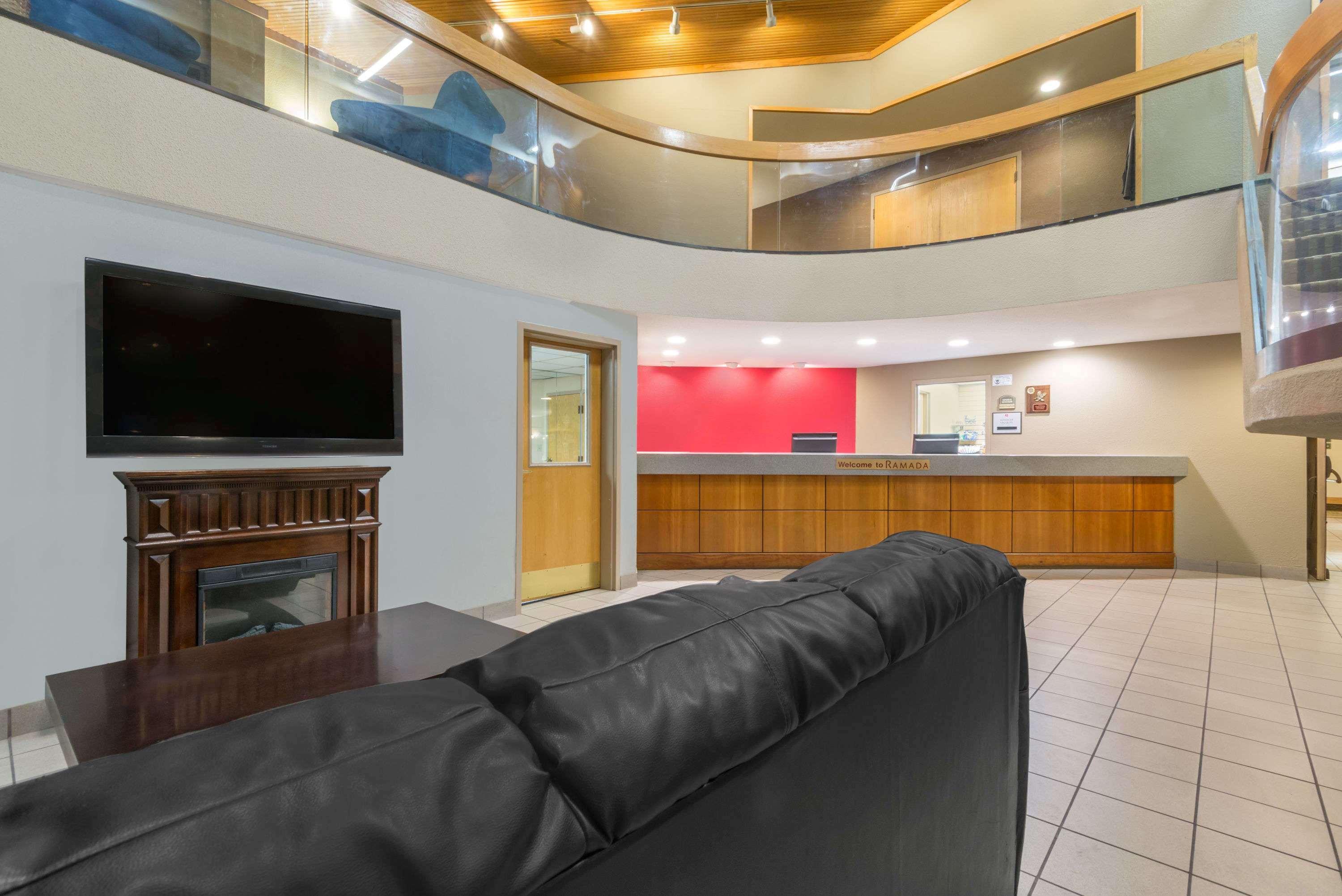 Ramada By Wyndham Columbus North Hotell Westerville Exteriör bild