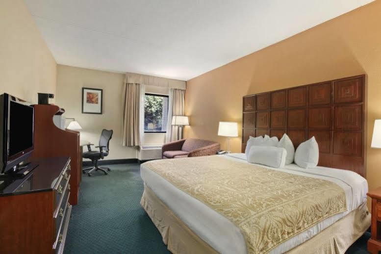 Ramada By Wyndham Columbus North Hotell Westerville Exteriör bild